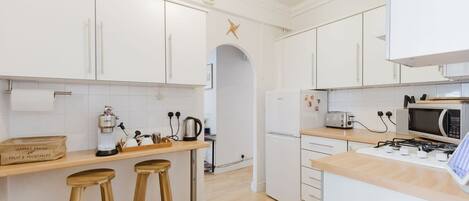 Frigorífic, microones, forn i rentaplats