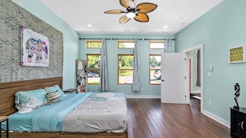 3 makuuhuonetta, silitysrauta/-lauta, Wi-Fi, vuodevaatteet