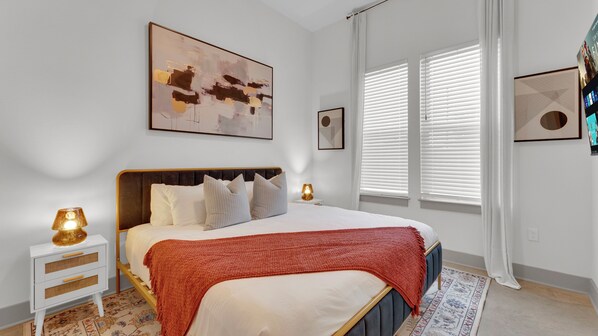 1 bedroom, iron/ironing board, internet, bed sheets