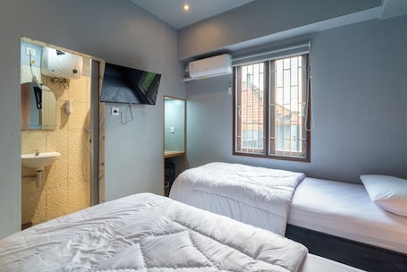 Standard Twin Room | Free WiFi