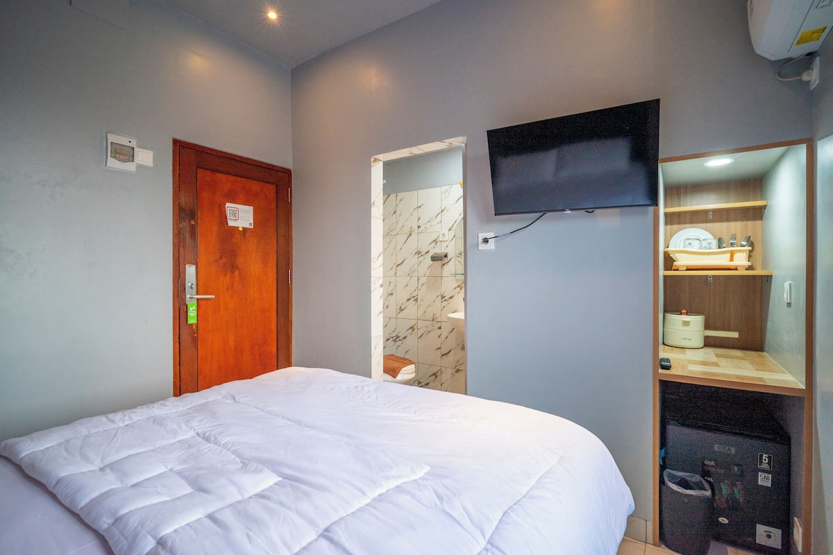 Standard Double Room | Free WiFi