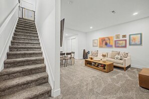 Smart TV, computer monitors, printers - Stylish Denver 3BR 4BA WFH + Pet-Friendly Yard (Denver)