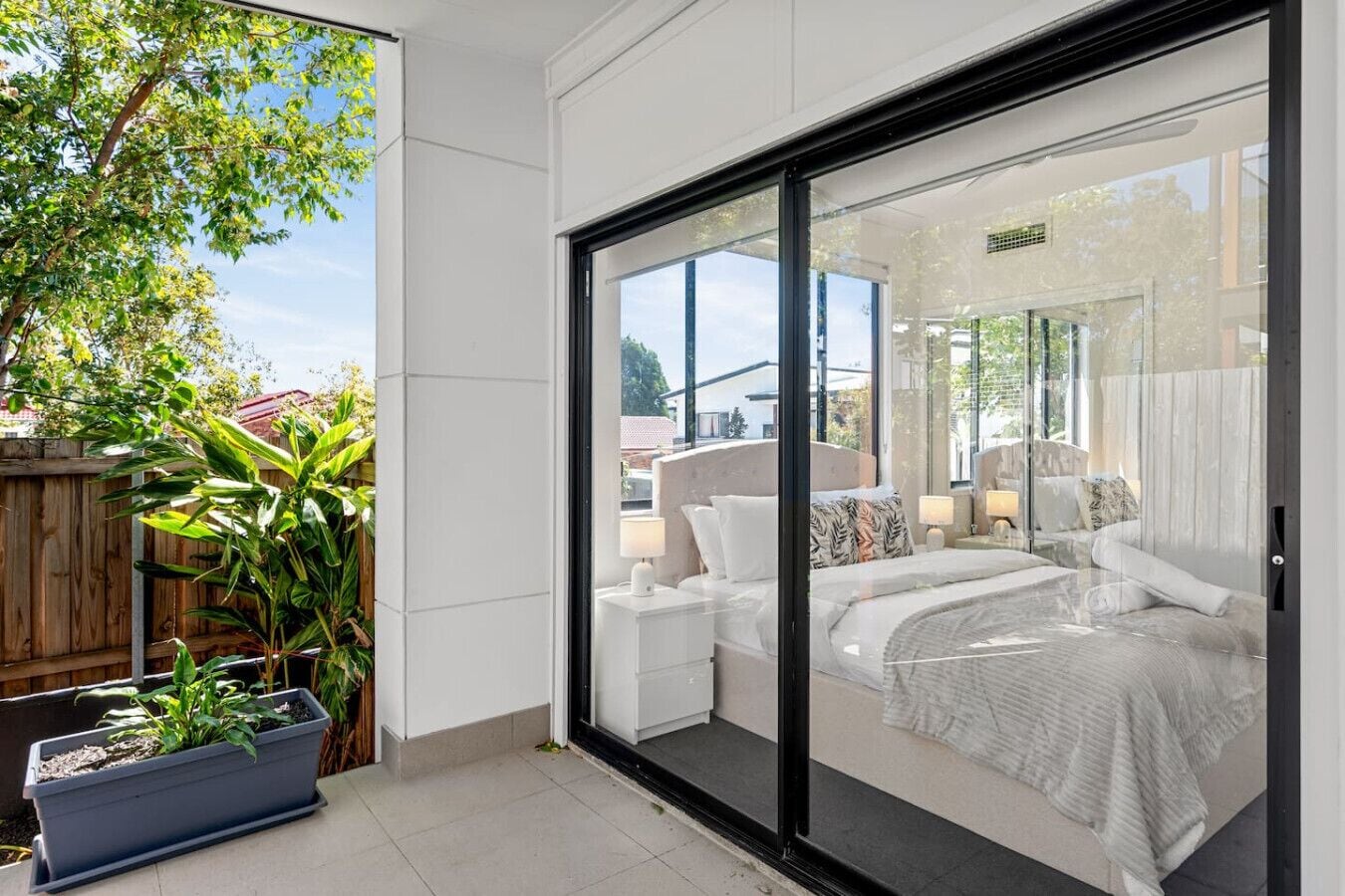 5 dormitorios, tabla de planchar con plancha, wifi y ropa de cama