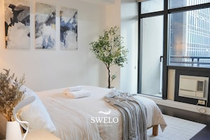 2 makuuhuonetta, työpöytä, silitysrauta/-lauta, ilmainen Wi-Fi