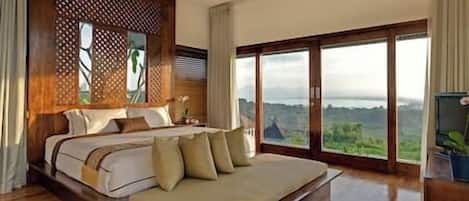 4 bedrooms, bed sheets
