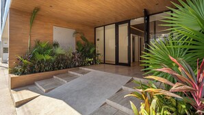 Apartment, 1 Bedroom, Balcony, Ocean View | Exterior detail
