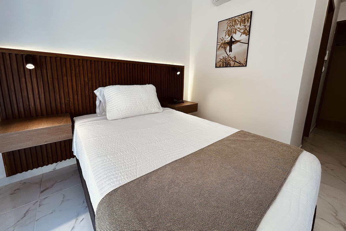 In-room safe, desk, free WiFi, bed sheets