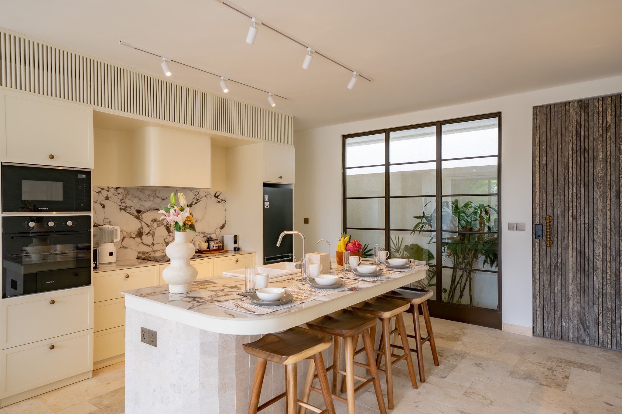 Biệt thự Cao cấp, 2 phòng ngủ, sân hiên, quang cảnh biển | Phòng ăn