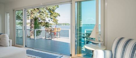 TV, fireplace, foosball, books