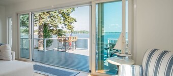 The “Blue Sapphire” 3BR/3BA Luxury Lakefront Home on Mineola Bay | Stunning Views on Chain O Lakes