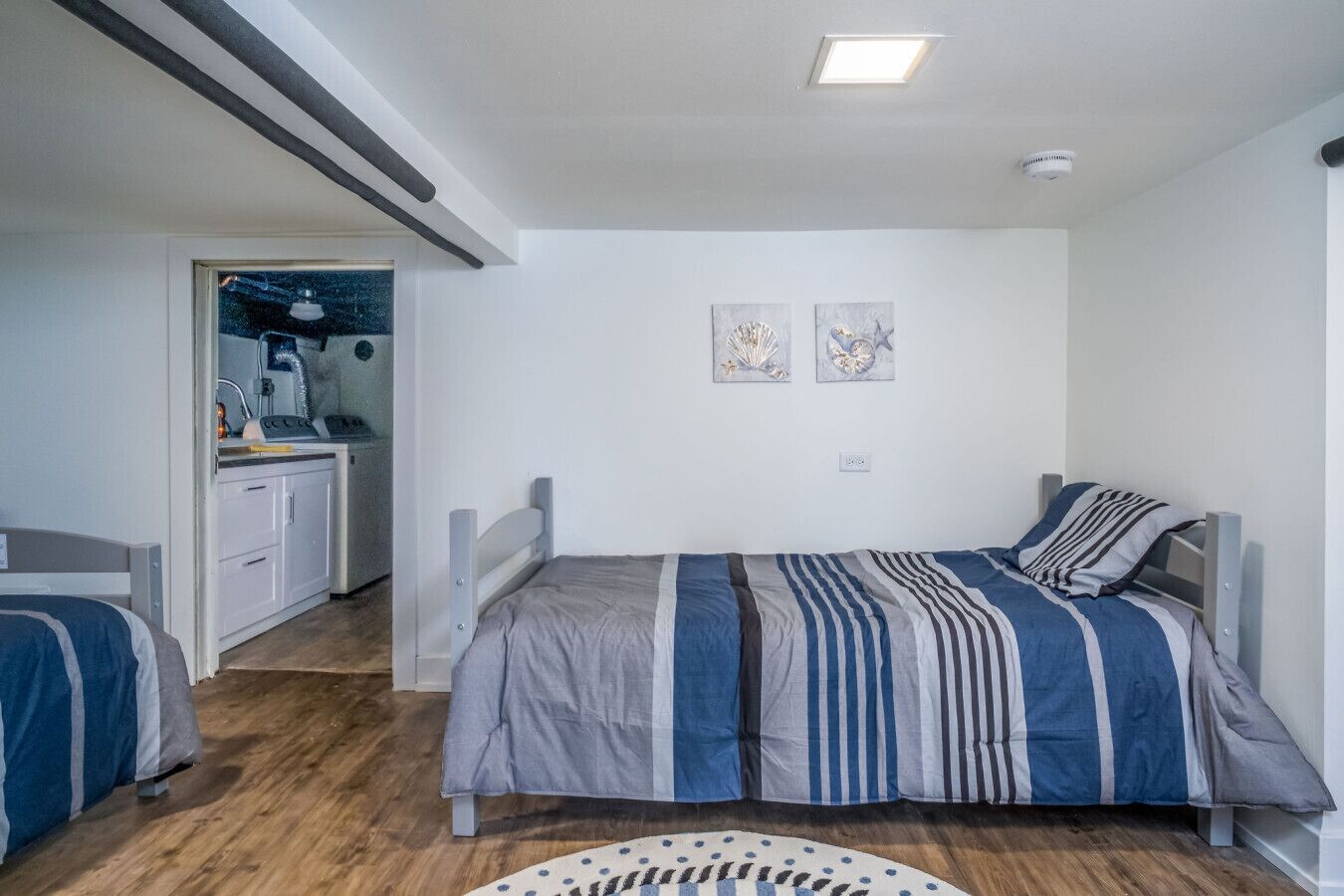 Bonus - Kids Room with Twin Beds, Books, and Toys