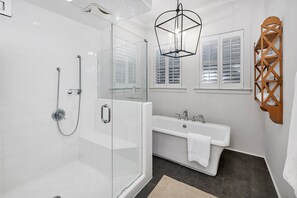 Shower, towels