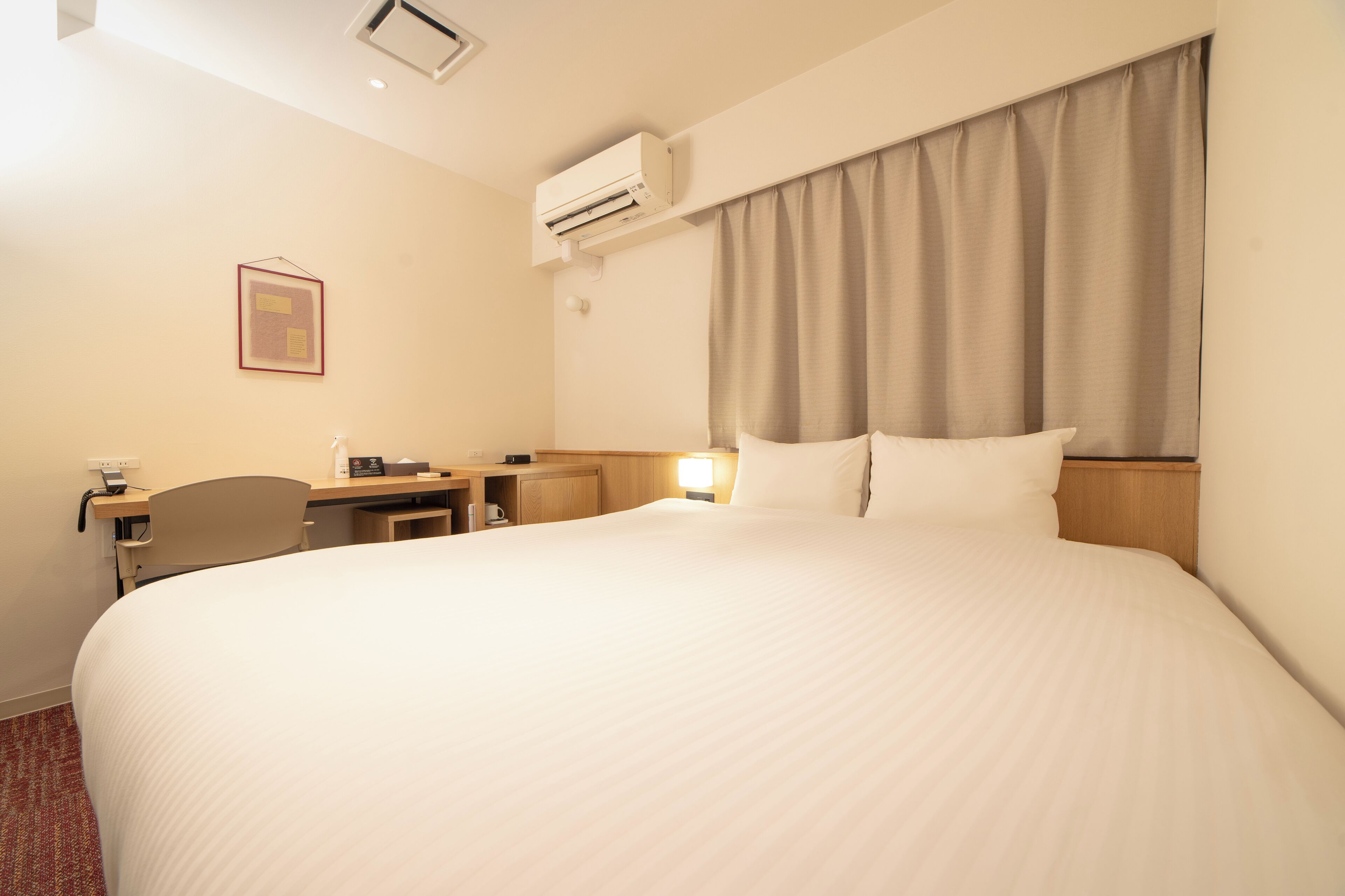 Double Room | Peti besi dalam bilik, meja, Wi-fi percuma 