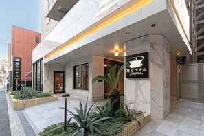 Exterior - Henn na Hotel Express Osaka Namba Nipponbashi (Osaka)