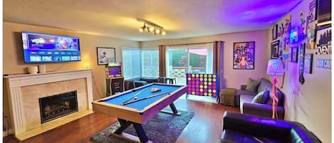 Spielezimmer