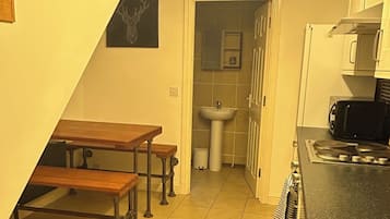 Deluxe Apartment | Private kitchen