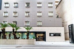 Exterior - Henn na Hotel Express Osaka Namba Nipponbashi Annex (Osaka)