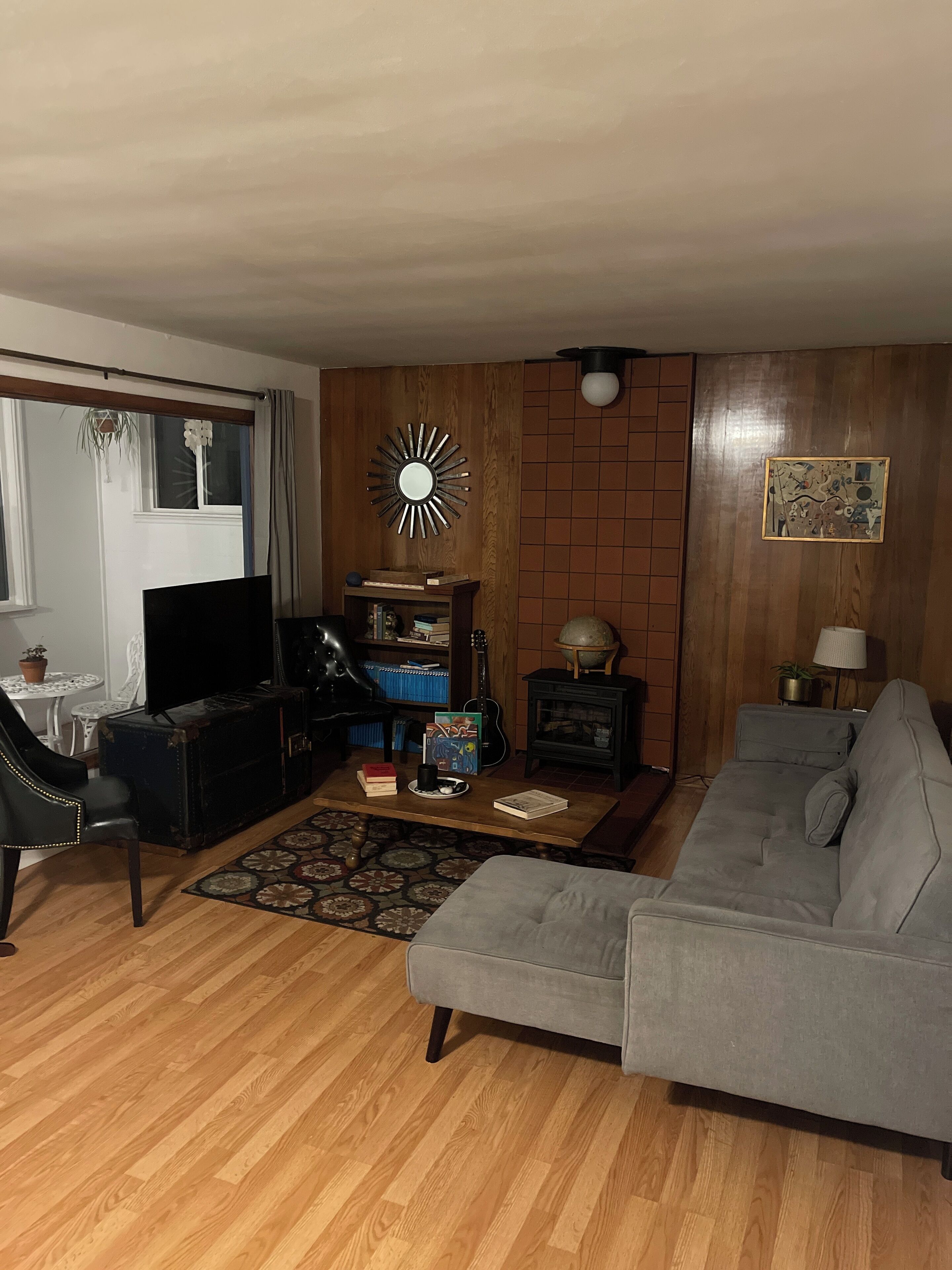 Quaint 1-bedroom Apartment In Eureka Connected To Old Eureka Home - Eureka, CA