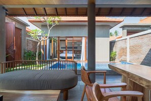Deluxe-Ferienhaus, 1 Queen-Bett, Nichtraucher, Poolblick