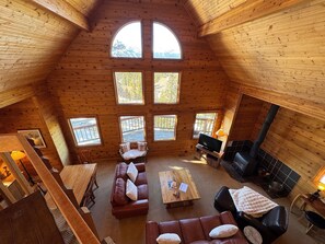 Smart TV - NEW! Big with VIEWS, 11 beds, hot tub, pool table (Breckenridge)