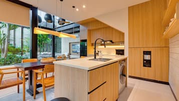 Villa, Pool View | Private kitchen