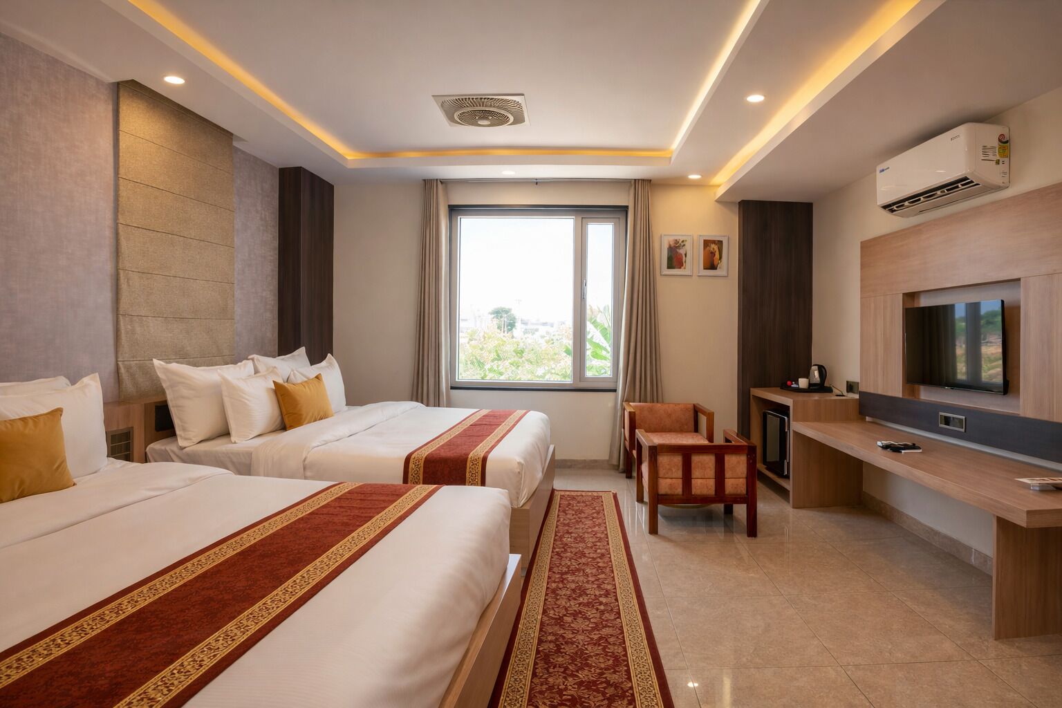 Family Double Room | Free WiFi, bed sheets