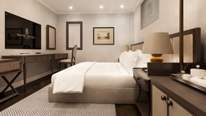 Superior Room | In-room safe, desk, laptop workspace, blackout drapes