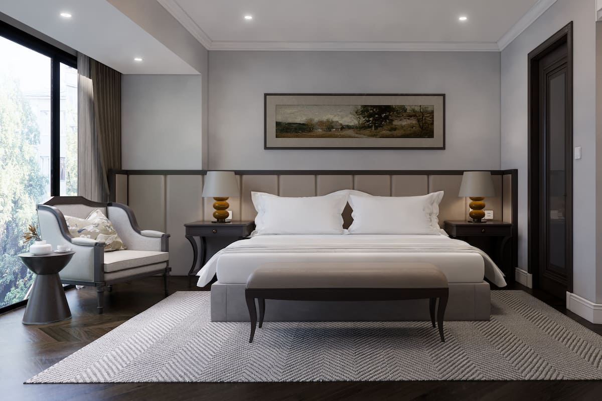 Executive Suite, City View | In-room safe, desk, laptop workspace, blackout drapes