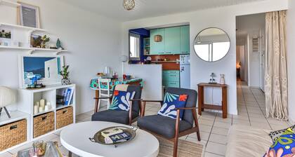 Apartment in Saint-gilles Near the Harbor