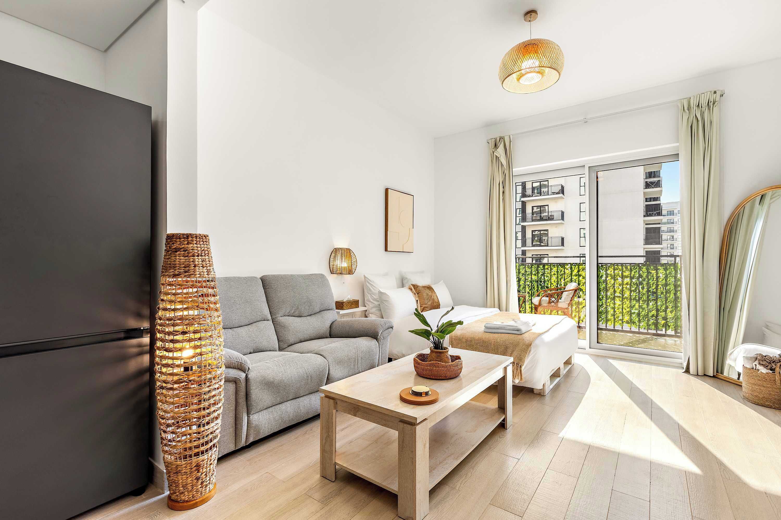 Una scrivania, ferro/asse da stiro, Wi-Fi, lenzuola