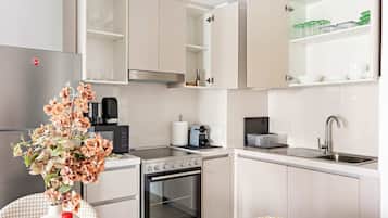 Microwave, oven, coffee/tea maker, toaster