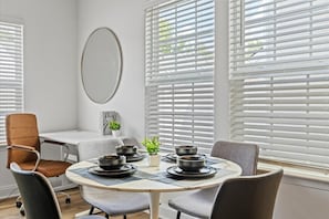 Townhome | Dining room