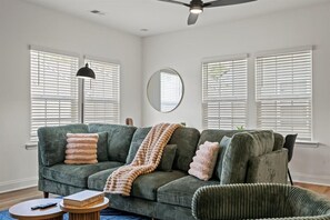 Townhome | Living area