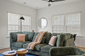 Townhome | Living area