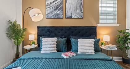 3BR Townhouse Mins to Uptown Charlotte
