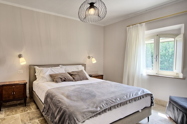 2 habitaciones, cuna de viaje y wifi gratis 