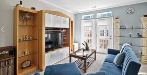 Smart TV, DVD player, books, music library