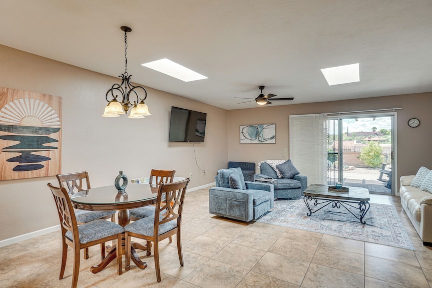 Quiet Townhome W/ Mountain Views In Green Valley - Green Valley, AZ