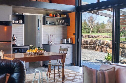 Hinterland Hideaway - Oceanstays