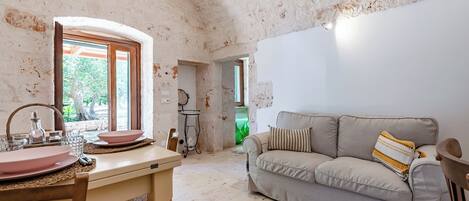 Villa familiale, 2 chambres, 2 salles de bains, cÎté montagne (Lamia Terra) | Aire de séjour