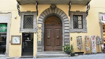Dettaglio esterni
