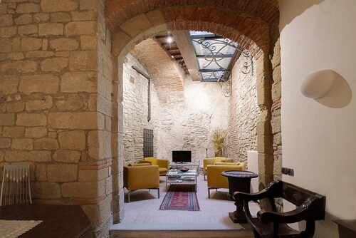 Appartamento Vasaria B: A graceful studio apartment located in the historic center of Arezzo, with Free WI-FI.