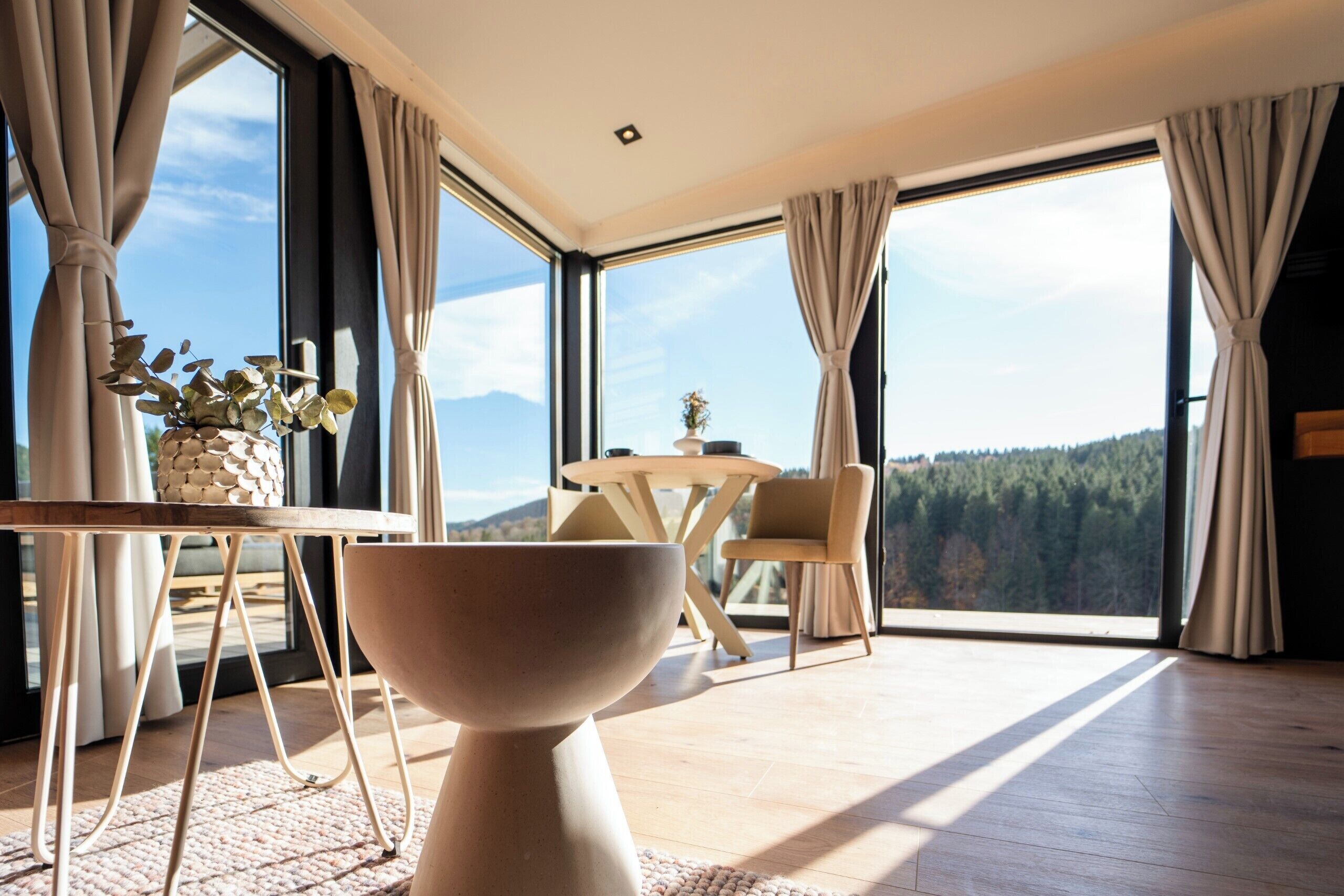 Romantic House, Mountain View | Living area