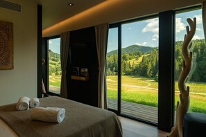 Romantisk hus, fjellutsikt | Innvendig