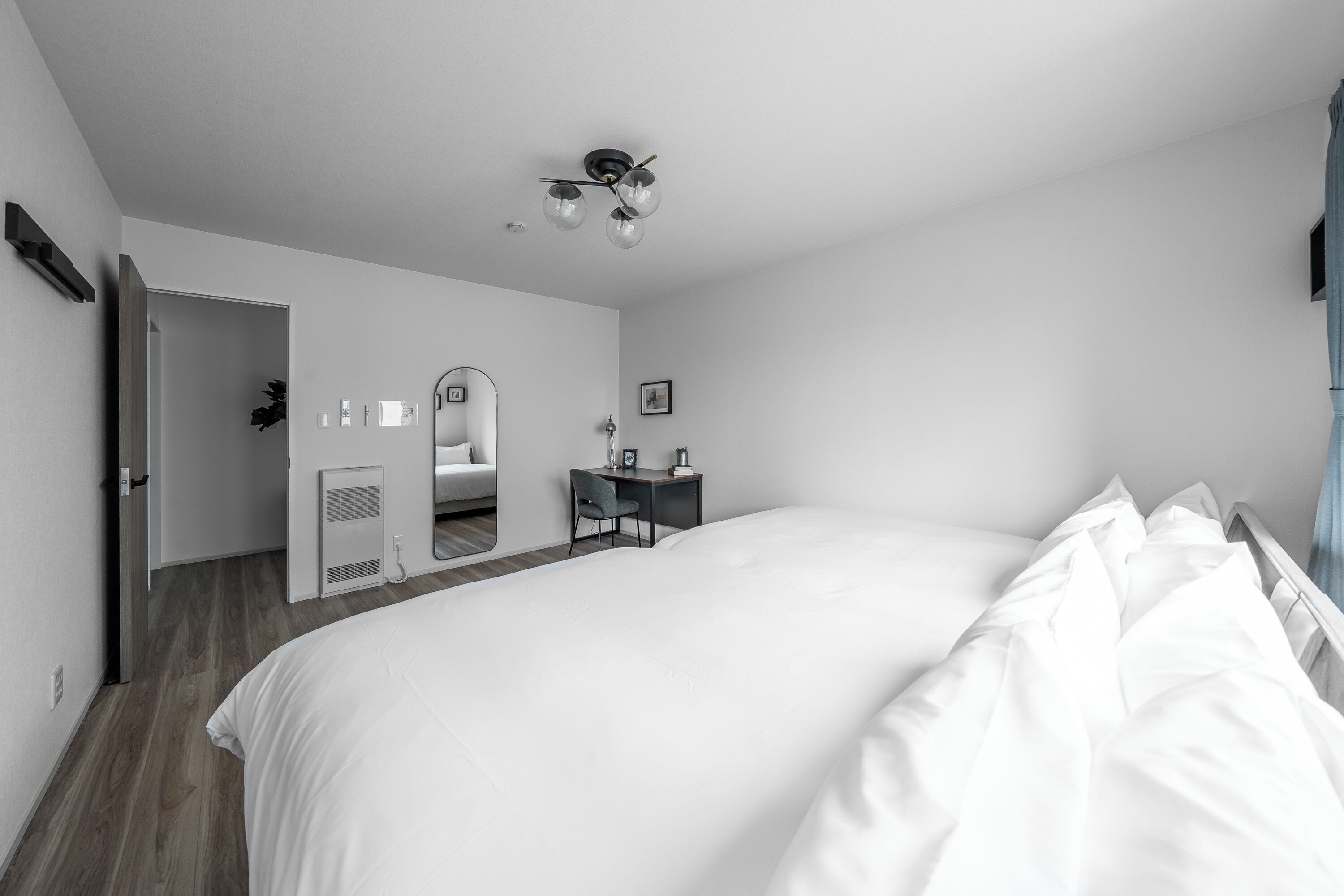 Setrika/meja setrika dan Wi-Fi gratis