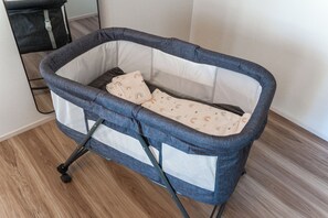 Iron/ironing board, free WiFi