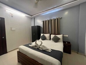 Studio | Iron/ironing board, free WiFi - White Ridge Hotel - Nagole (Hyderabad)