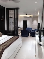 Habitación básica doble | Ropa de cama de alta calidad, wifi gratis, ropa de cama