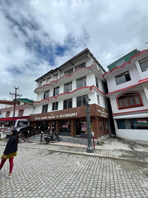 Exterior - Hotel Kuber Palace Badrinath (Badrinath)