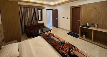 Hotel Kuber Palace Badrinath